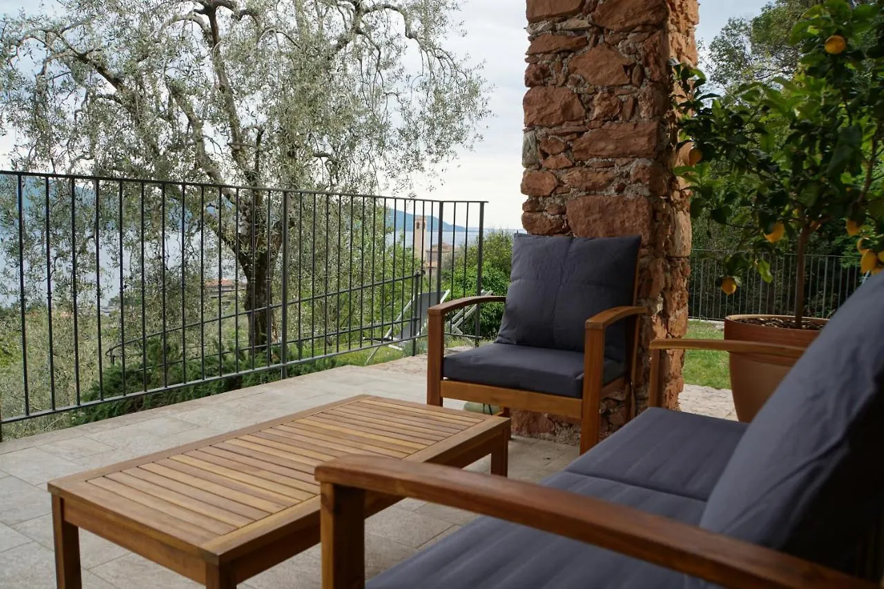 Holiday home Casa Del Codirosso Villa Gargnano