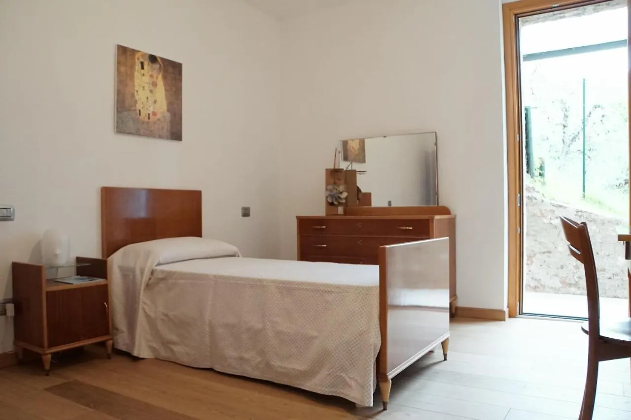 Holiday home Casa Del Codirosso Villa Gargnano