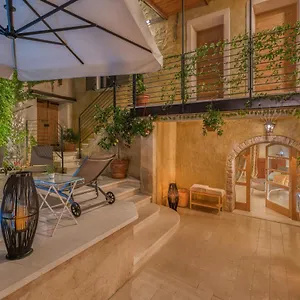 Bed & Breakfast Corte Alma And Luxury, Gargnano